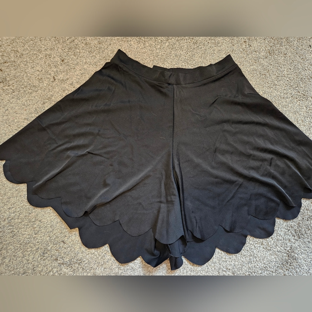 Black Milk Awesome Shorties size Medium - Picture 5 of 9